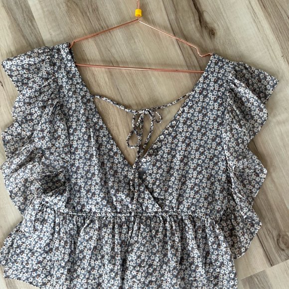 Floral Blouse Top - Picture 2 of 3